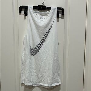 Nike Women's White and Black Graphic Tank Top